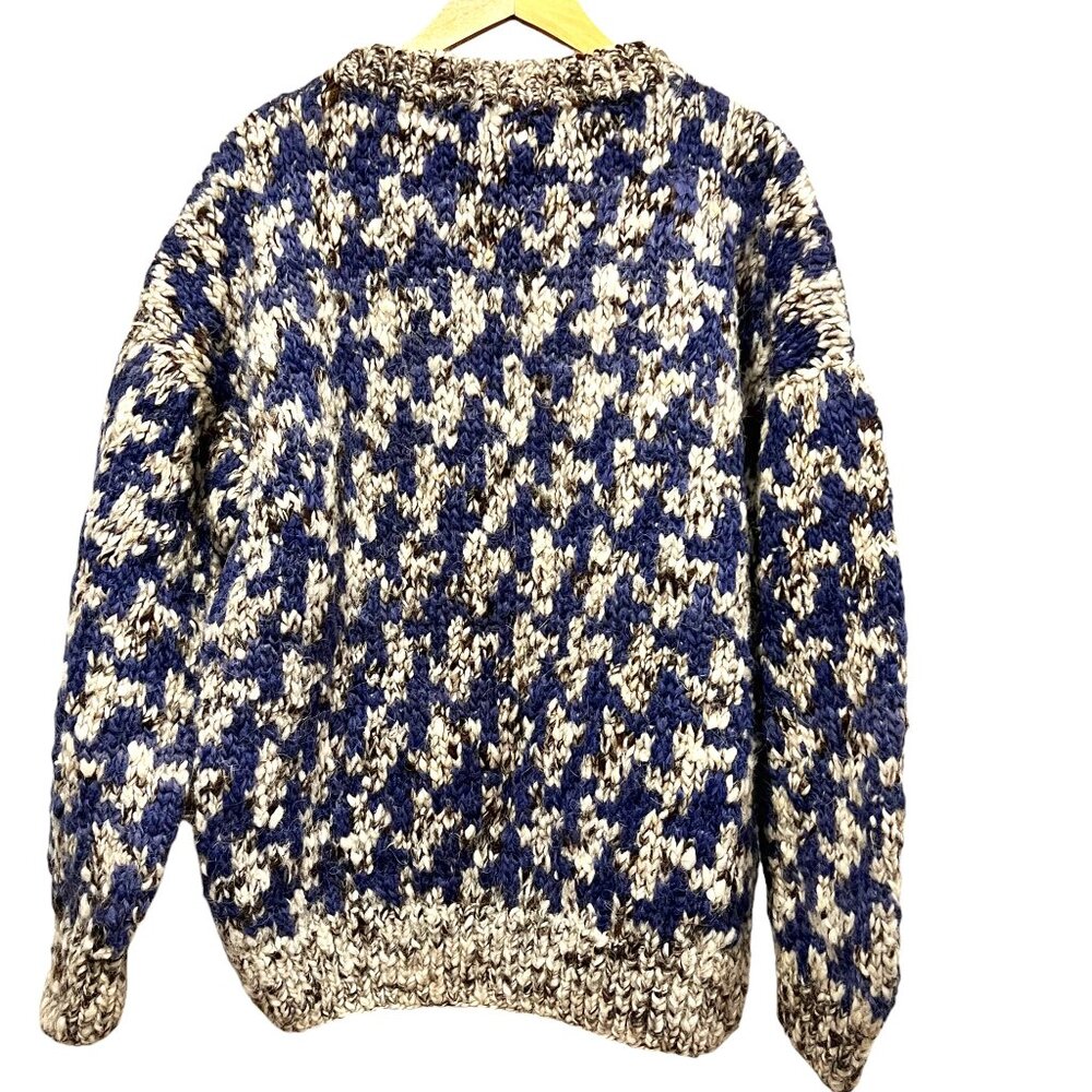 Chunky Hand Knit Herringbone Patterned Sweater, 1… - image 7